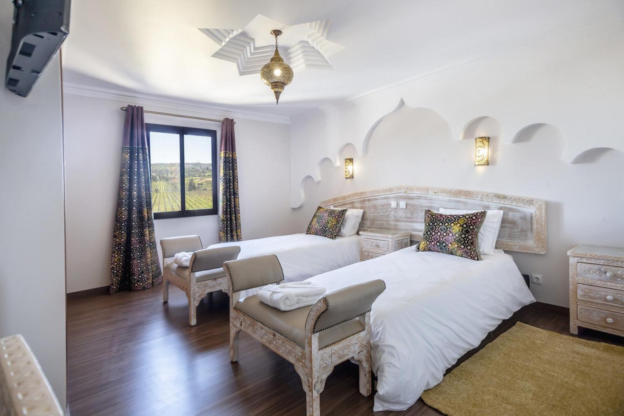 Al Karob Yoga Boutique Hotel Guia  Dış mekan fotoğraf