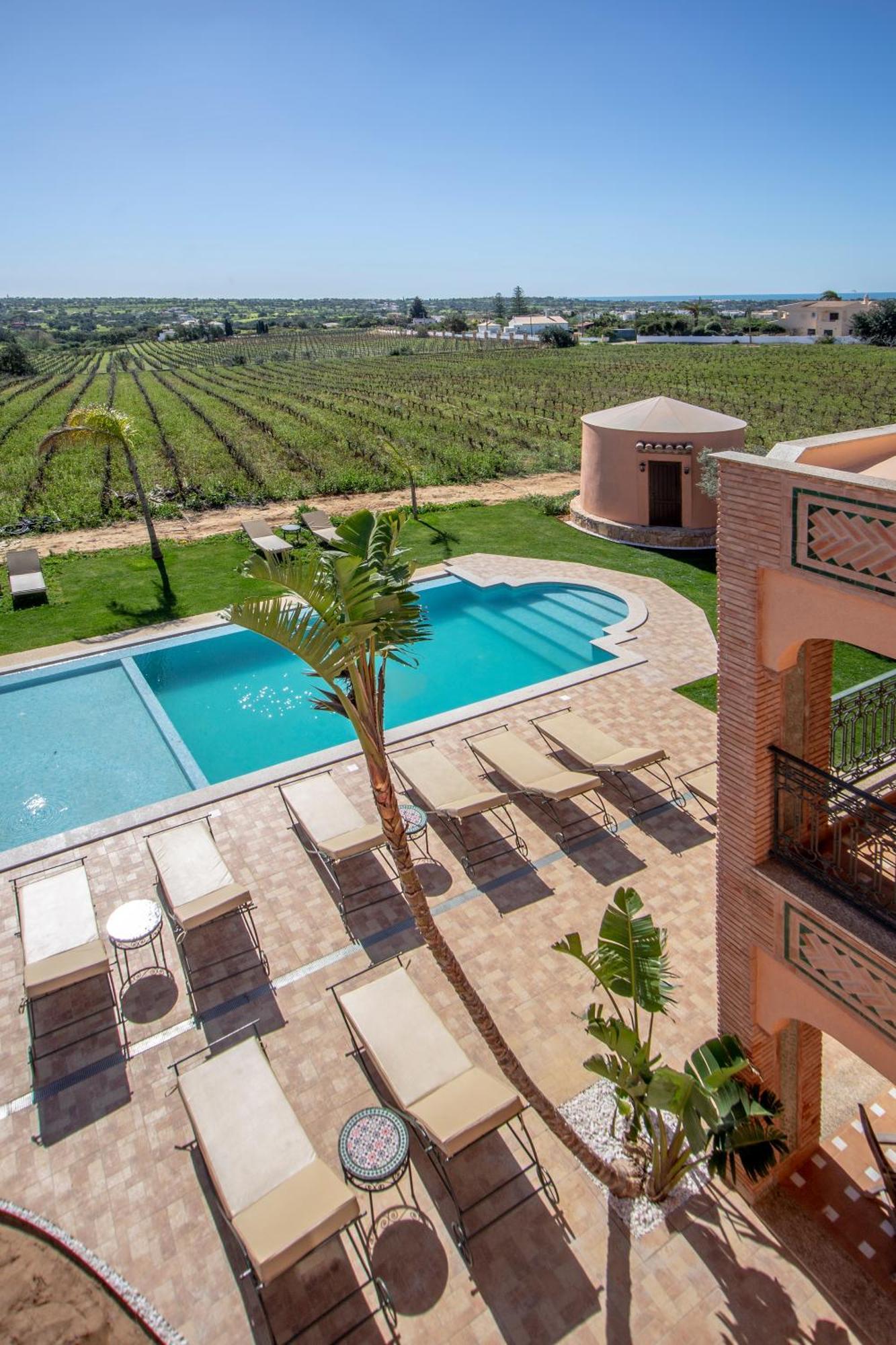 Al Karob Yoga Boutique Hotel Guia  Dış mekan fotoğraf